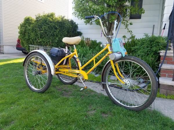Adult Tricycle with Electric Motor Yellow